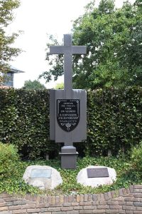 Monument Agterkamp en Besselink